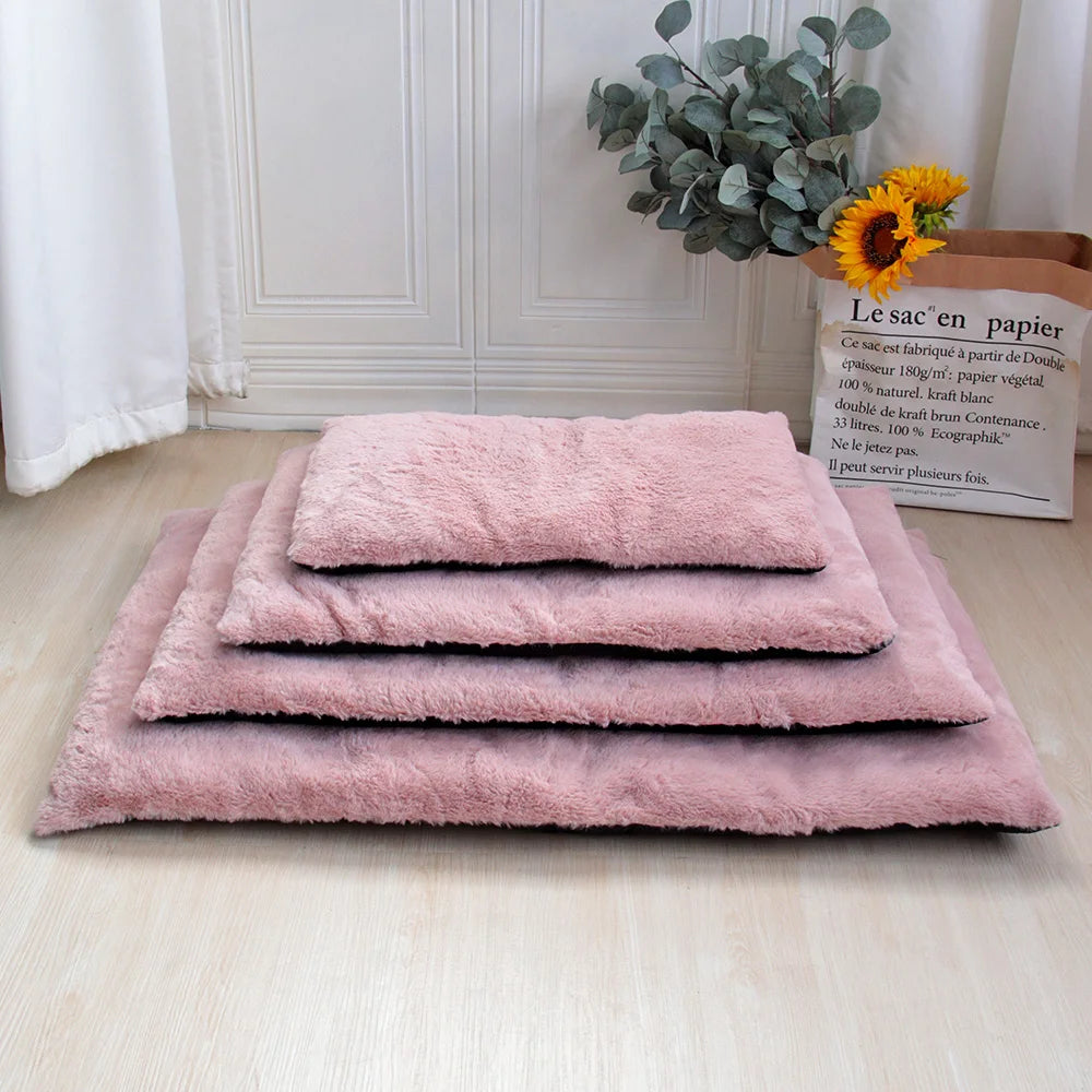 Cozy Comfort Fleece Pet Bed Mat - Perfect for Small to Large Dogs and Cats