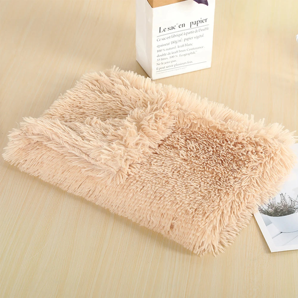 Ultra-Soft Plush Pet Sleeping Mat - Cozy Fleece Bed for Dogs & Cats
