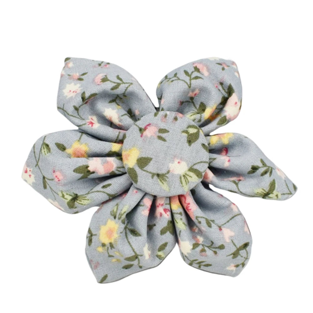 Custom Engraved Floral Dog Collar & Leash Set Tailored Elegance for Every Dog