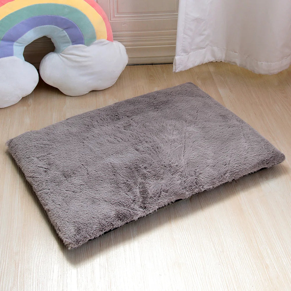 Cozy Comfort Fleece Pet Bed Mat - Perfect for Small to Large Dogs and Cats