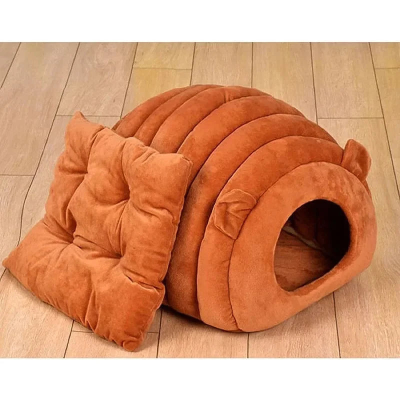 Cozy Haven 4-Season Cat House - Bite Resistant, Washable Bed