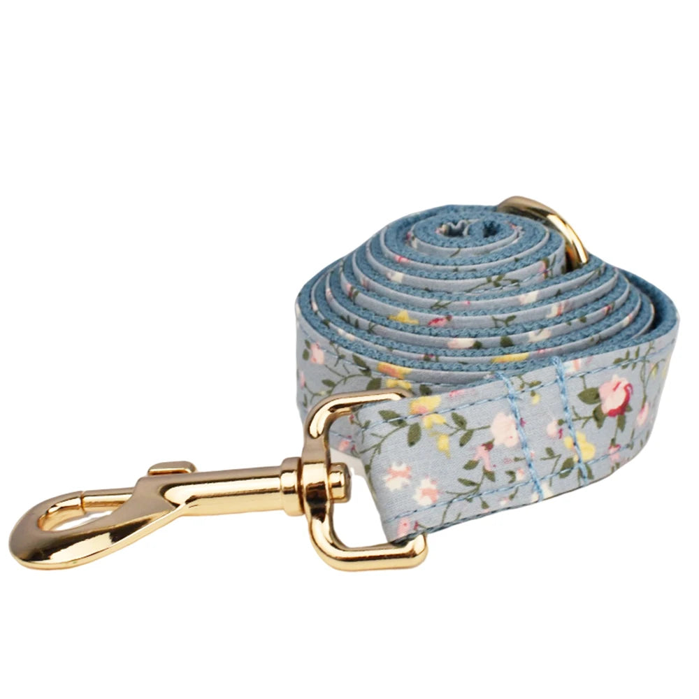 Custom Engraved Floral Dog Collar & Leash Set Tailored Elegance for Every Dog