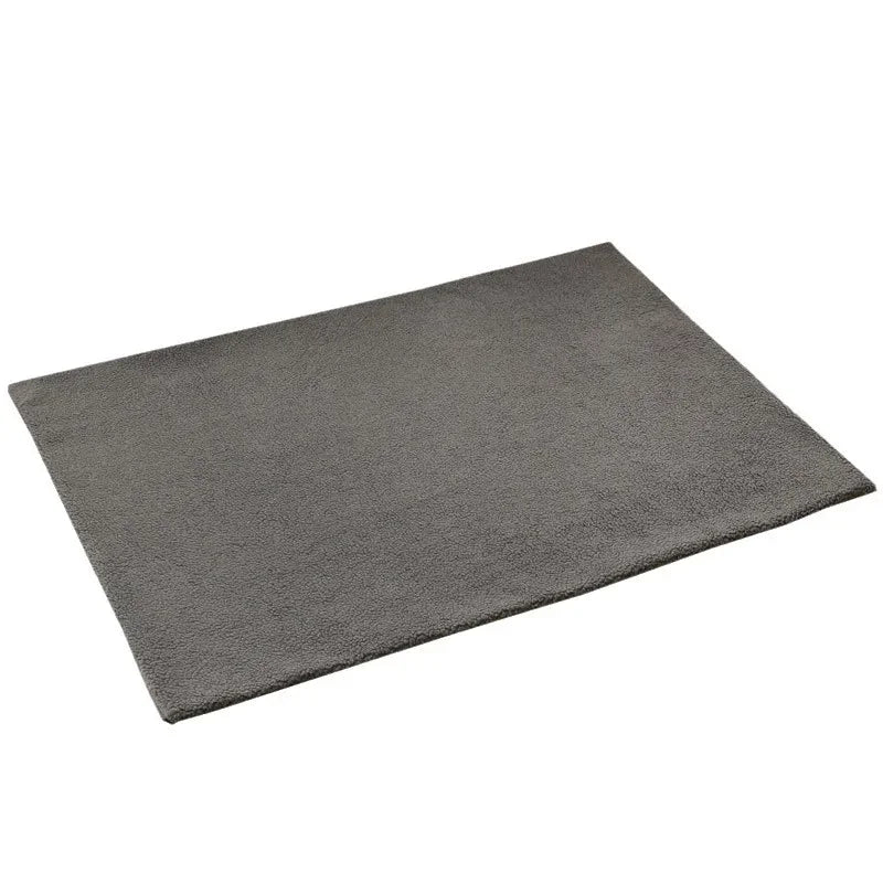 Spontaneous Heating Pet Sleeping Mat for Cozy Winters